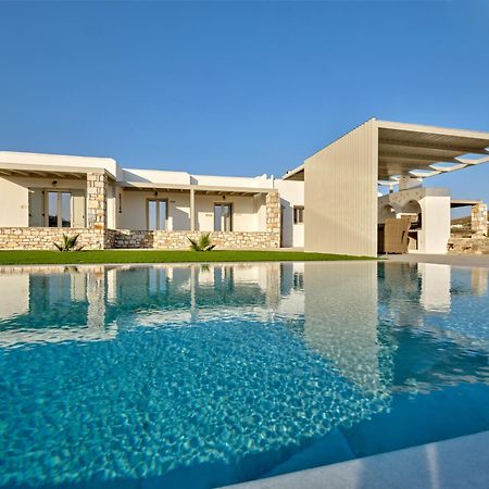 Villa Leo - Unique & Calm Párosz Kültér fotó